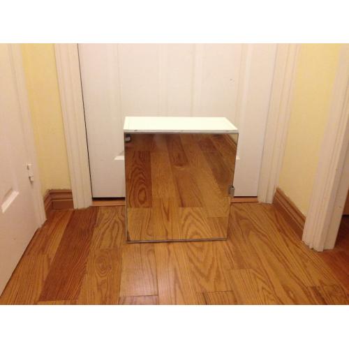 Mirror Single Door Cabinet - White, D:21.5cm W:40 cm H:45cm