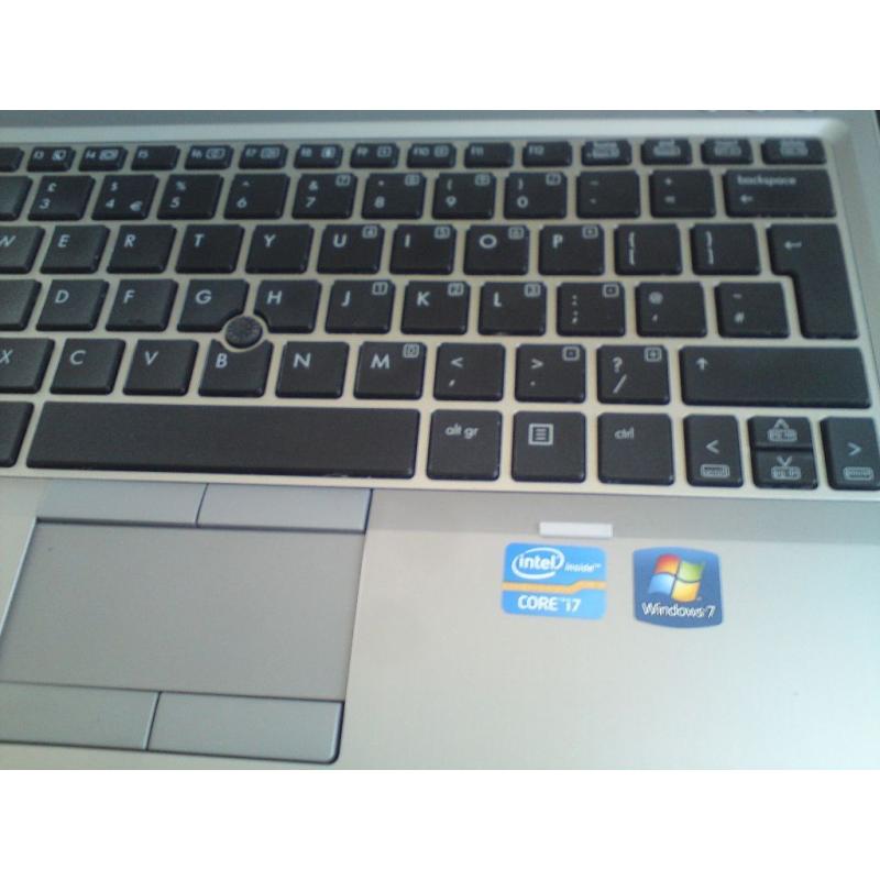 Superb HP Elitebook 2560p i7 2.7Ghz / 3.4Ghz 2620M 500GB SSHD 4GB / 8GB Metal Laptop Windows 10