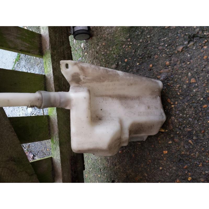 renault espace washer bottle and pump