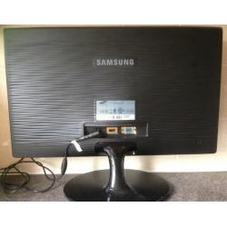 22 inch Samsung S22A300H Widescreen HDMI HD LED Monitor computer screen monitor for PC / Macs