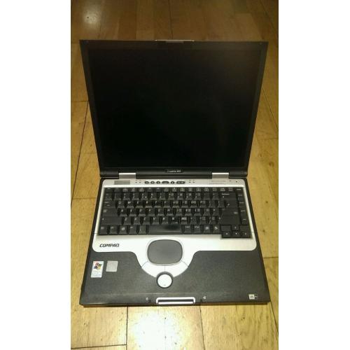 Compaq Presario 900 Laptop & Battery