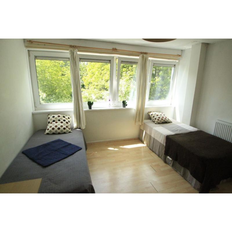 **ARCHWAY** VERY GOOD XL TWIN ROOM AVAILABLE NOW **TWO MONTH STAY**!! 62H