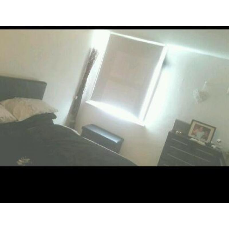 Extremely Large One Bed House Conversion For 2Bed Property