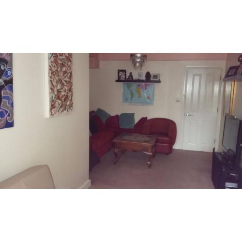 Anyone looking to downsize? My 1 bed for your 2/3 bed