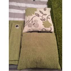 4 X Green Cushions