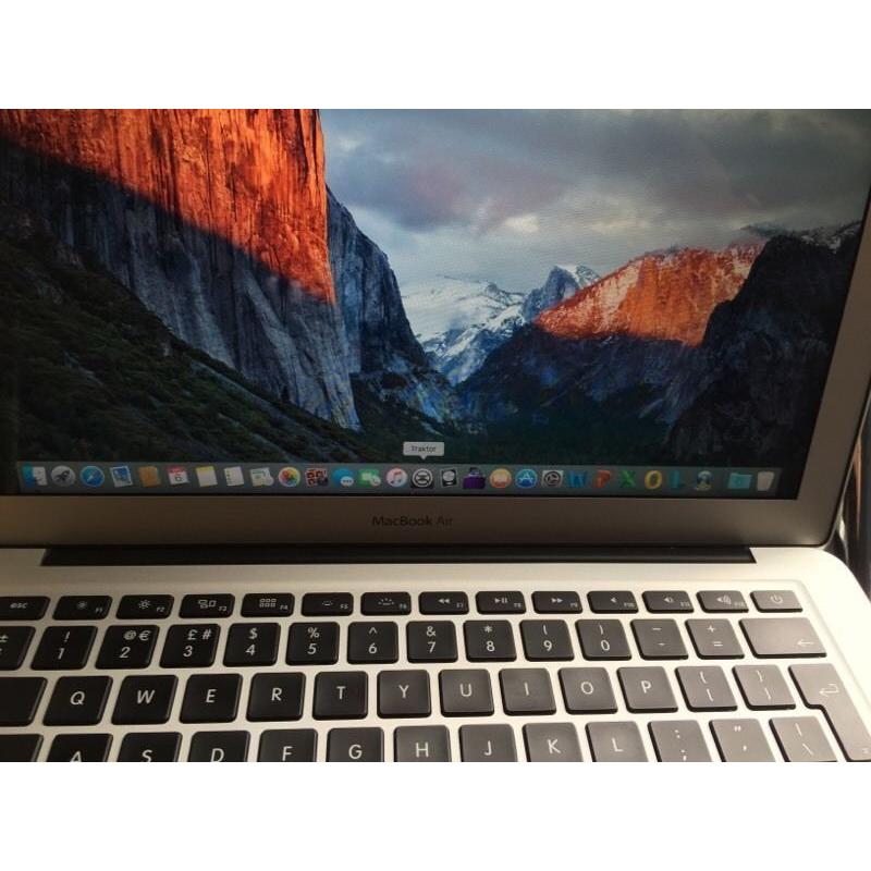 MacBook Air 2015 13inch under warranty FULLY LOADED