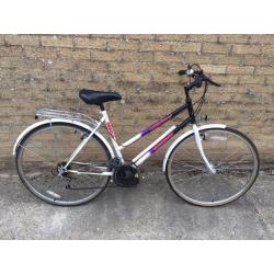Ladies Ammaco Ohio Hybrid. Very good condition. Can deliver
