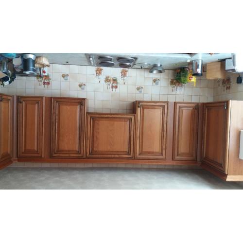Kitchen coming out Saturday morning with solid oak doors