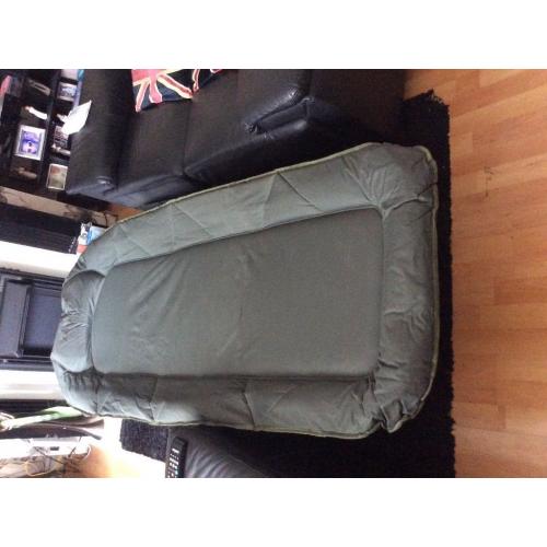 6 leg carp fishing bed/chair