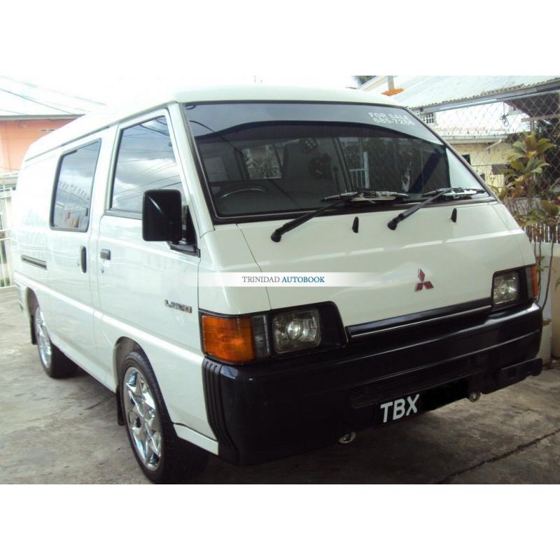 wanted Mazda e2000 van e2200 twin side doors.and mitsubishi l300 petrol or diesel toyota hiace