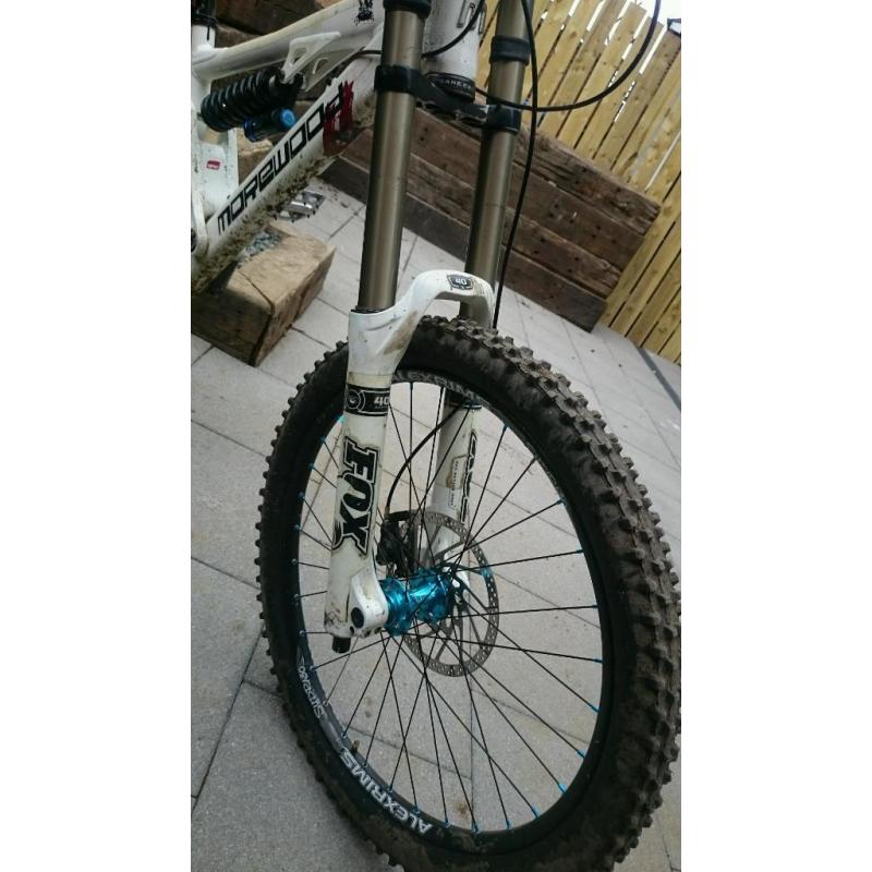 2010 morewood dh bike