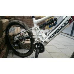 2010 morewood dh bike