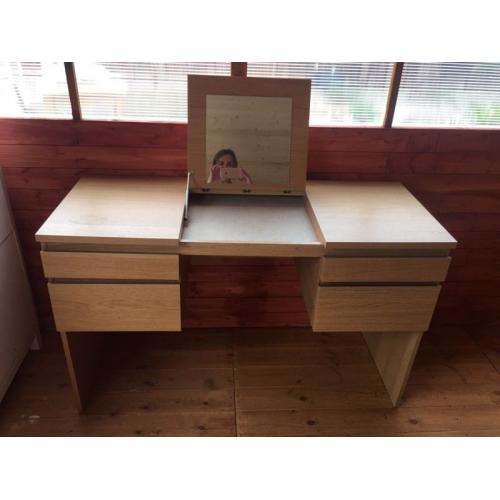 Ransby Ikea Dressing Table with mirror