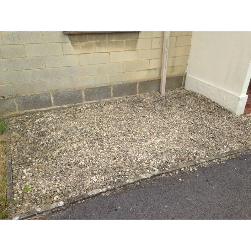 Free gravel, buyer to dig out and transport