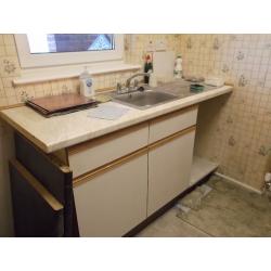 Assorted Kitchen Units For Sale