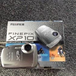 Fujifilm finepix xp10 digital HD underwater camera