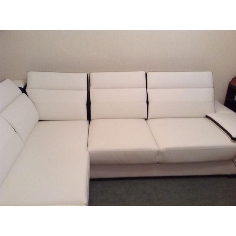 Contemporary style black & white corner sofa bed