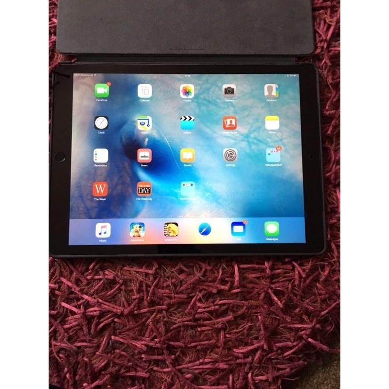 Apple iPad Pro 12.9" 128Gb space grey WiFi/ 4G