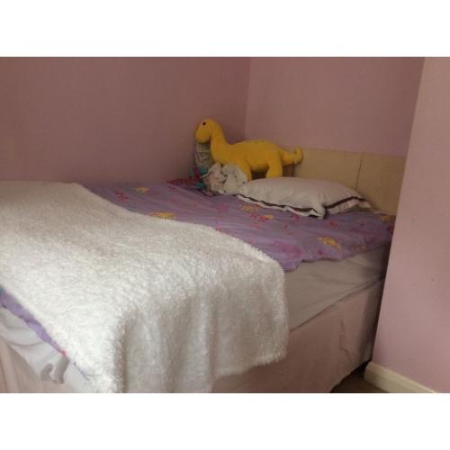 Divan double bed including Silentnight Ortho mattress and cushioned headboard