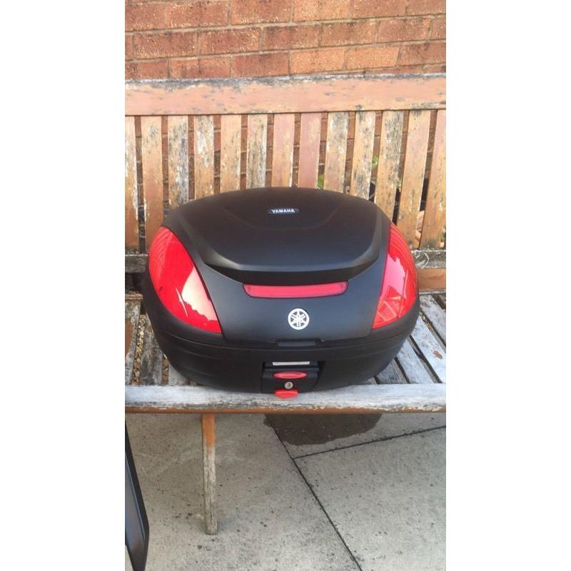 Yamaha Top Box ( XJ6 )