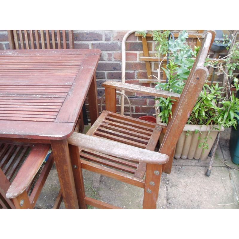 6 seater garden table and chairs