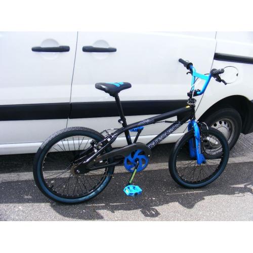 MUDDYFOX 20" WHEEL BMX IN GREAT WORKING ORDER-HARDLY USED