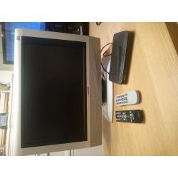 19 inch tv with free view box and both remotes