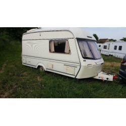 * Delivery Available * LUNAR CLUBMAN 390/2 2 BERTH All Accessories Full Size Awning + Porch Awning