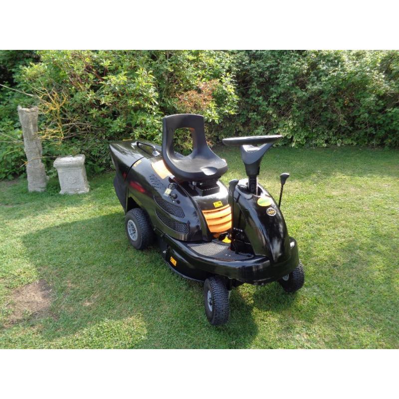 Ride on lawnmower Husqvarna group 6562e ex working order.