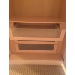 Wardrobe with built in drawers - buyer dismantles