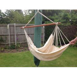 HANGING HAMMOCK CHAIR