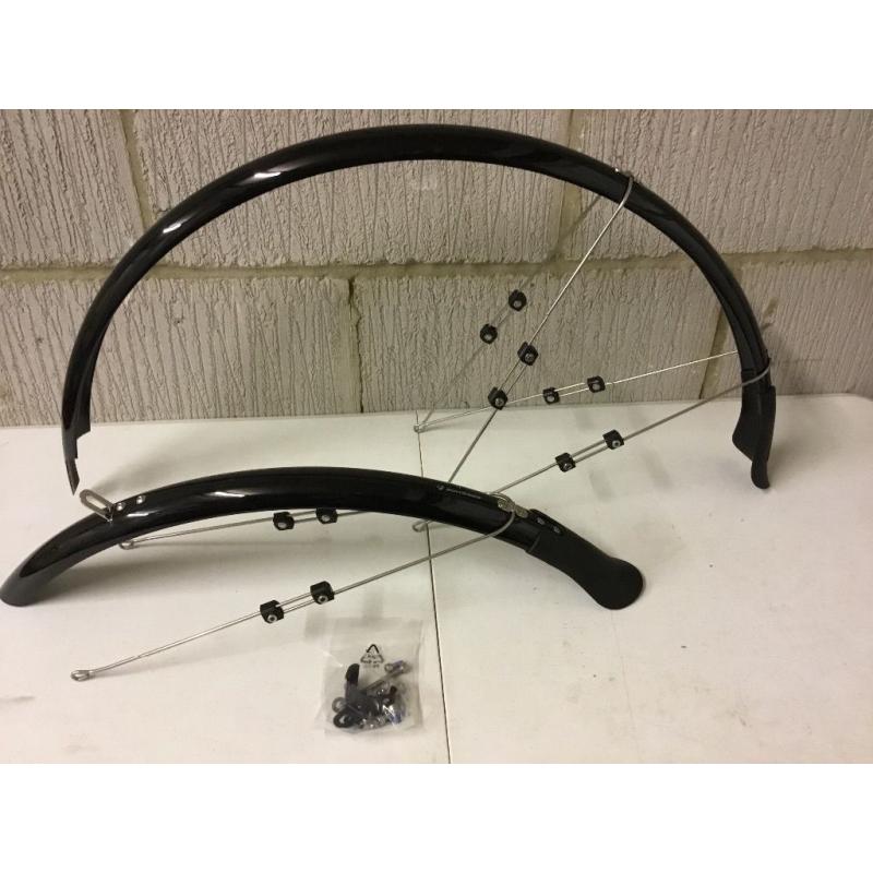 Bontrager NCS Fender set for 700c wheels.