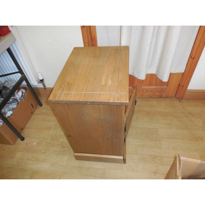 CUBOARD WITH DRAW OAK CHADDESDEN DERBY