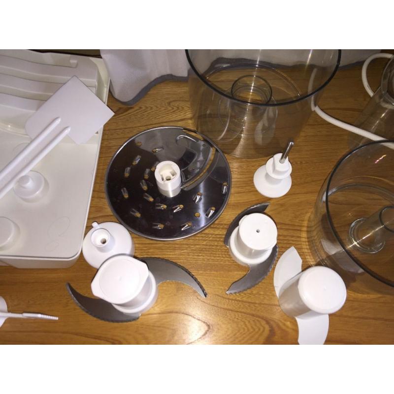 Magimix Food Processor compact 3200