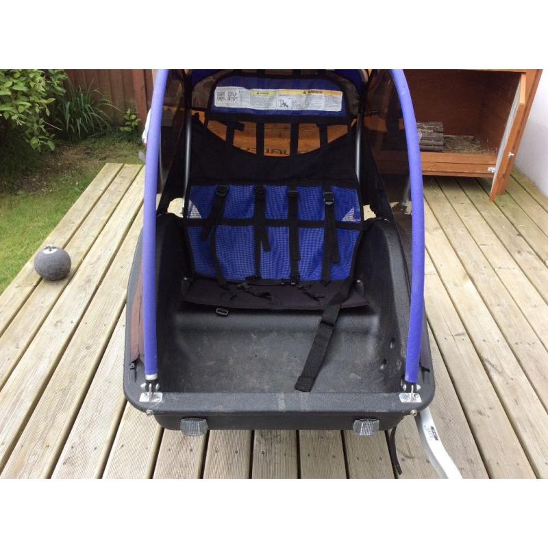 Burley bike trailer (solid bottom)