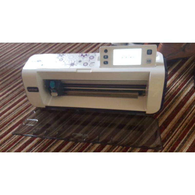 Brother Scan 'n' Cut, CM600, 6 months old, loads of extras, used twice, ultimate digital die cutting