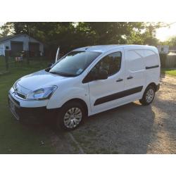 Citroen Berlingo Van - 1 owner low mileage built in smartnav and A/C