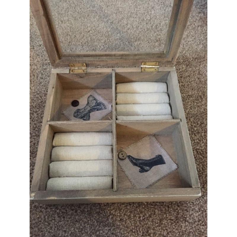 Jewellery box