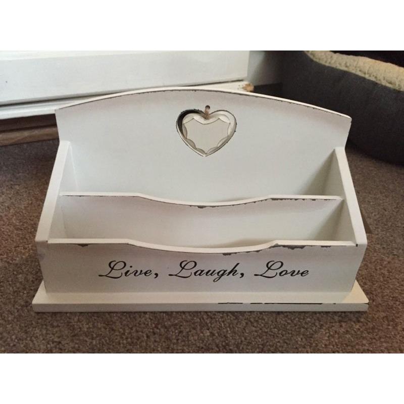 Live laugh love letter holder