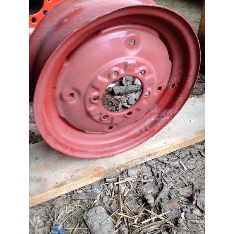 Dexta or Ferguson front rim