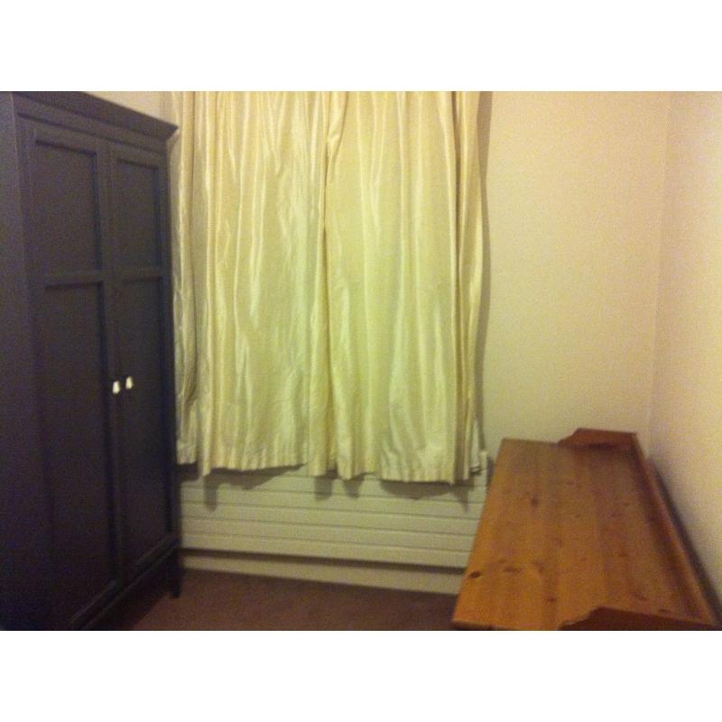 Single Room in Beautiful House