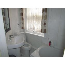 Extra Large Double rooms in Lewisham - amazing value act fast they will go!!!
