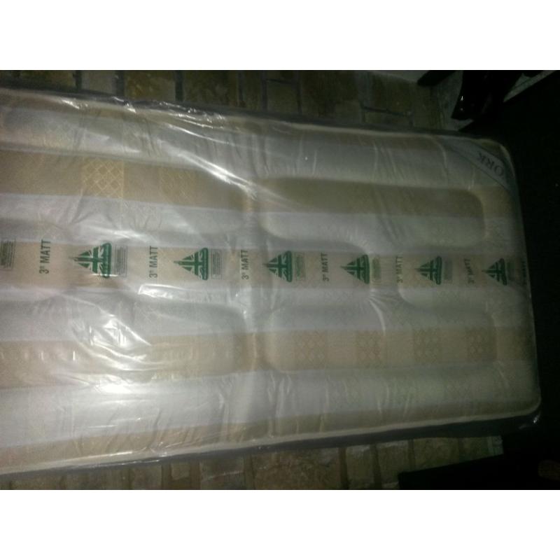 NEW SINGLE 3FT DIVAN BED WITH DEEP QUILTED MATTRESS