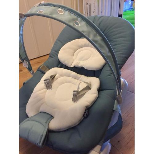 Chicco baby rocker - superb condition