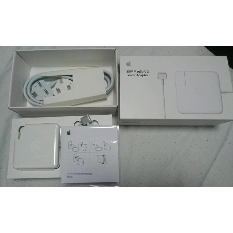 Apple magsafe 2 charger - macbook pro retina