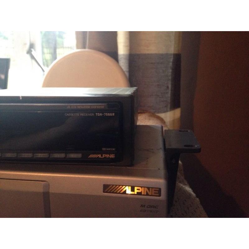 Alpine cassette player with 6 disc changer