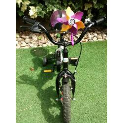 Child bicycle 12" wheels with stabilisers