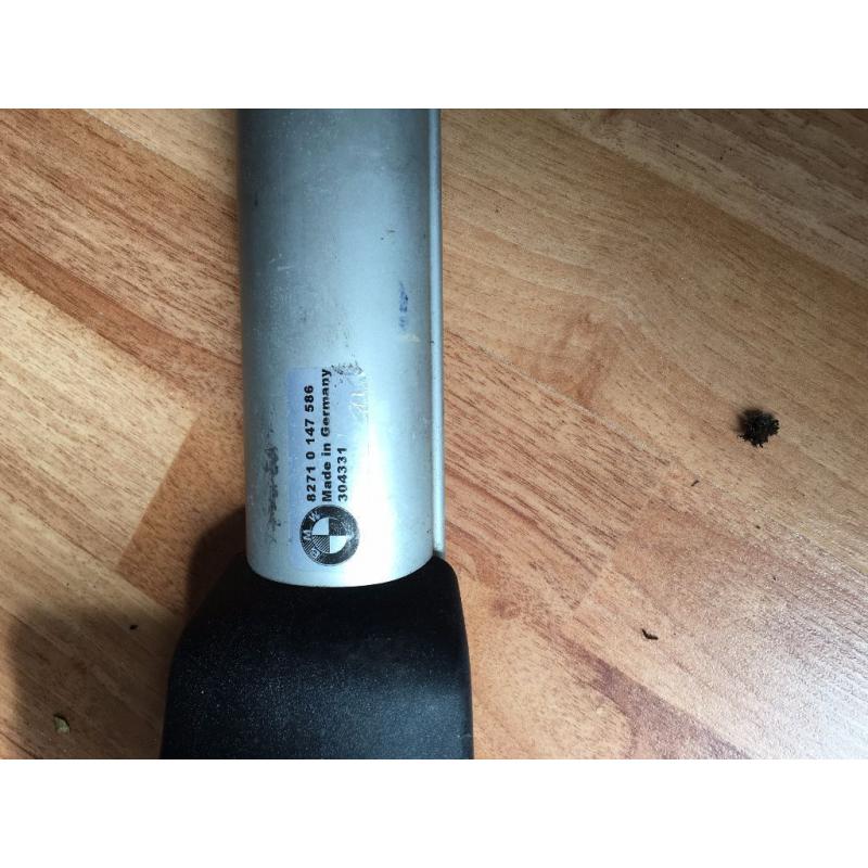 BMW E60 Roof Bars / Roof Racks - Genuine Original BMW Part