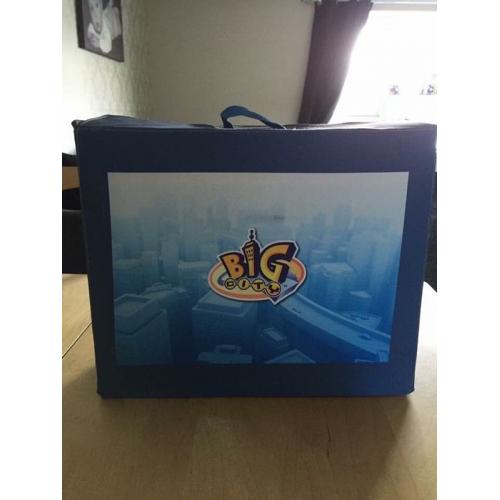 Elc big city carry along garage