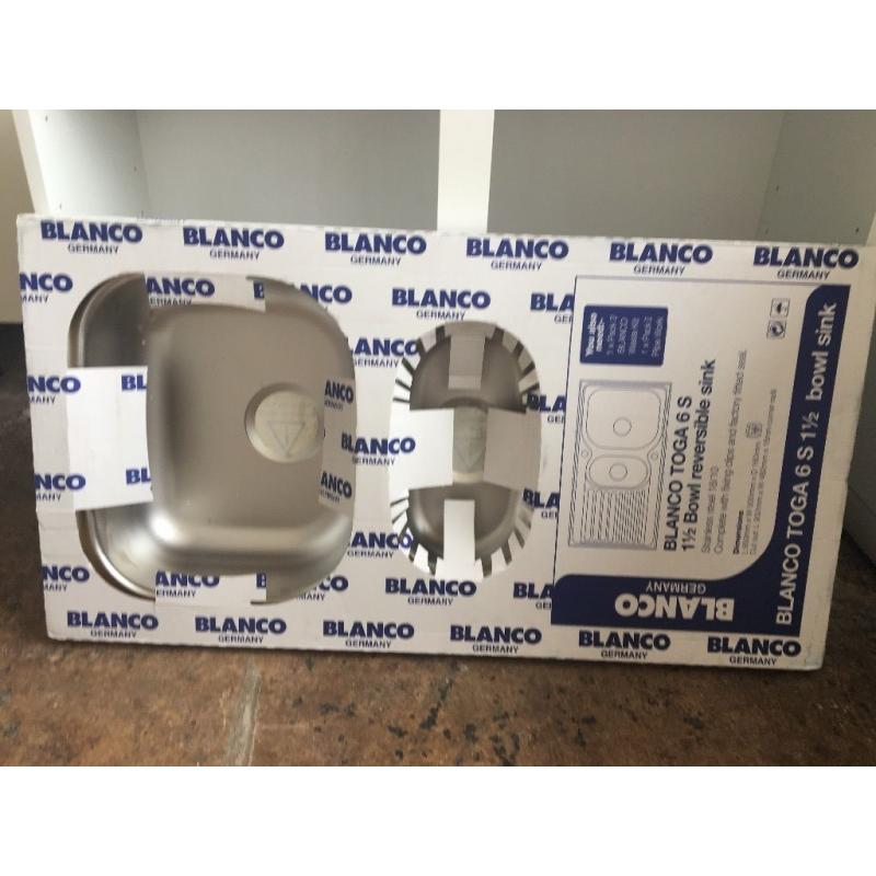 Kitchen sink and waste kit BRAND NEW IN BOX!!